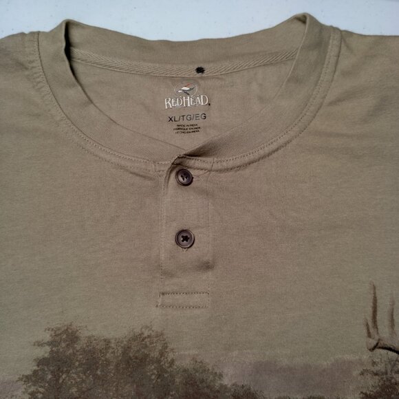 Redhead Henley Shirt Men XL Buck Deer Turkey Hunting Hunt Tan Animals Cabincore - Picture 9 of 10
